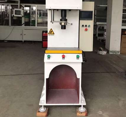 �ŷ������C(j��)�Ĳ������(xi��ng)�v��